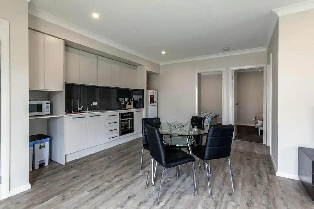 Tomaree Road, 19A 'The Villa'