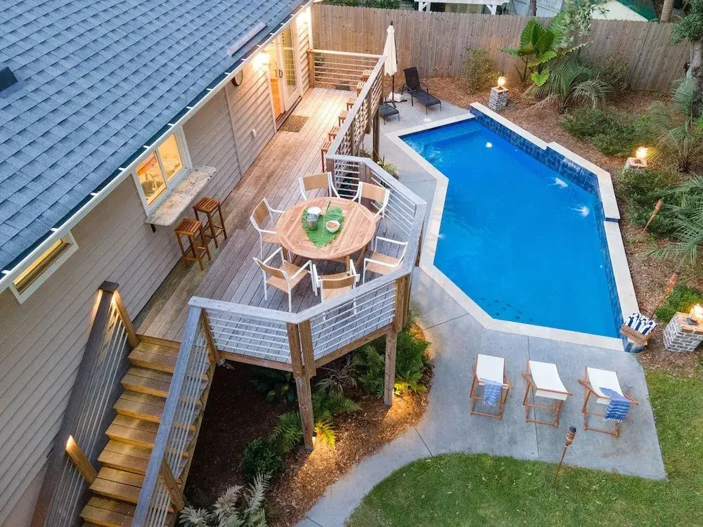 Palmetto by Avantstay Gorgeous Character Home w/ Pool, Sun Room & Pool Table!