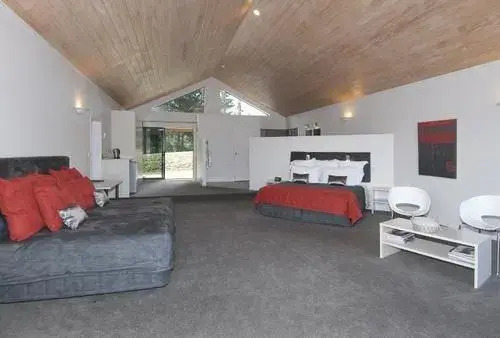 Ridge Country Retreat