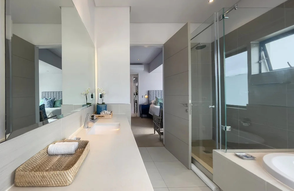 Le Paradis Penthouse Apartment