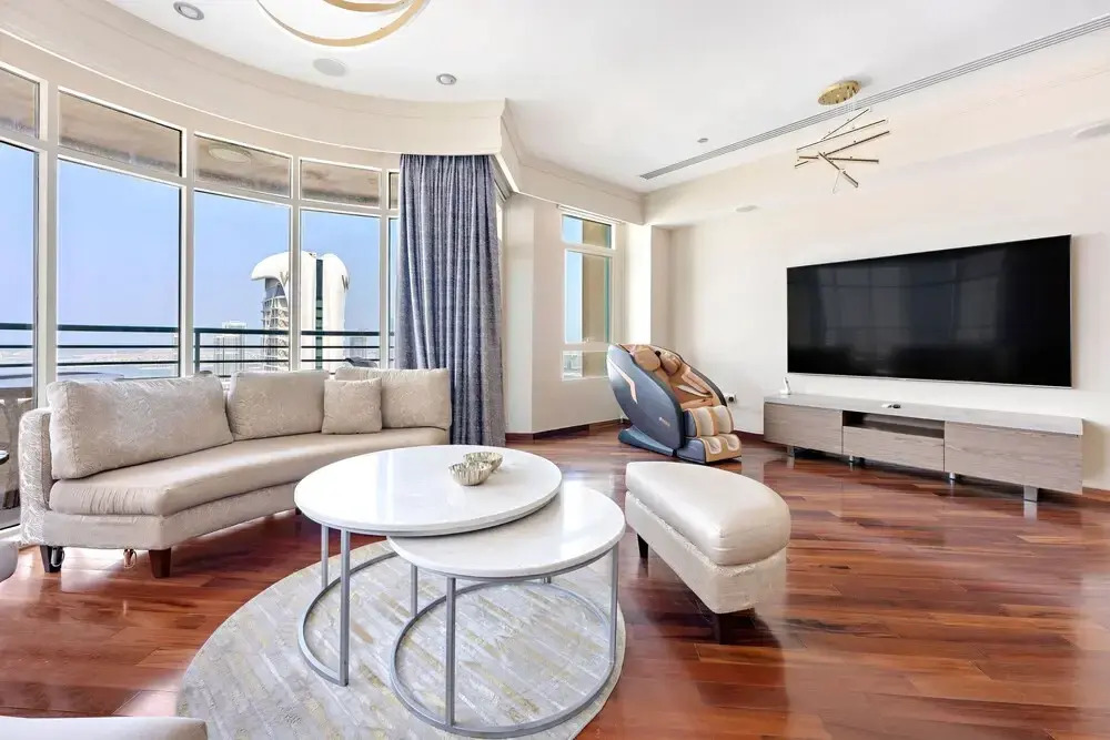 Spectacular 180 Degree Seaview 3 Bedrooms Listing By Owner
