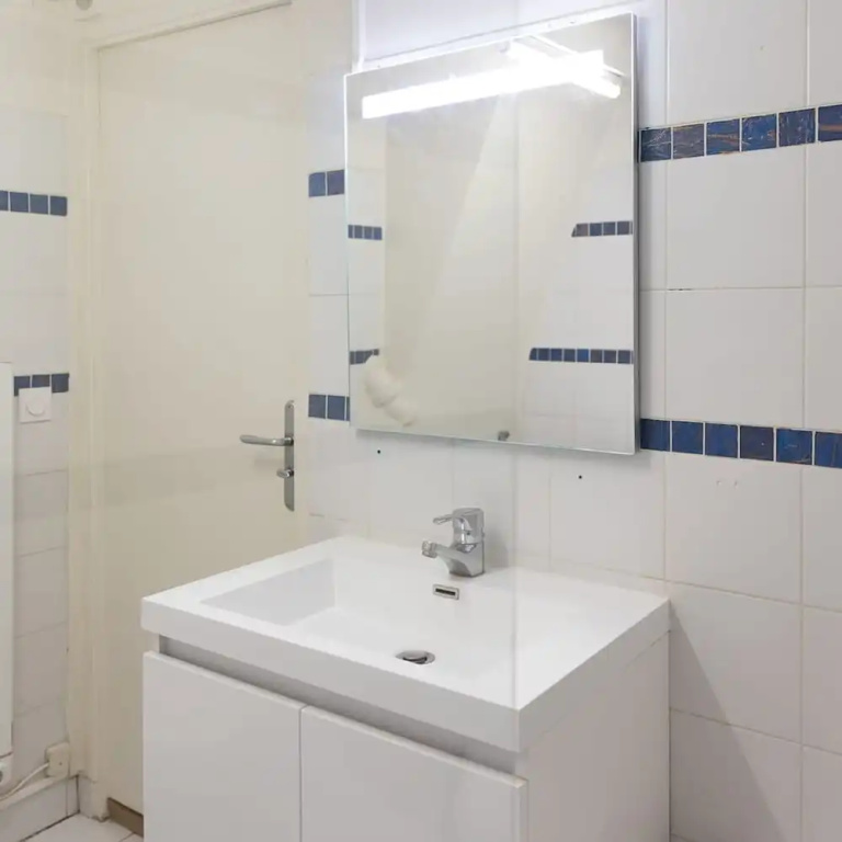 Sunny Dussoubs I Unique 1-br Loft in Montorgueil