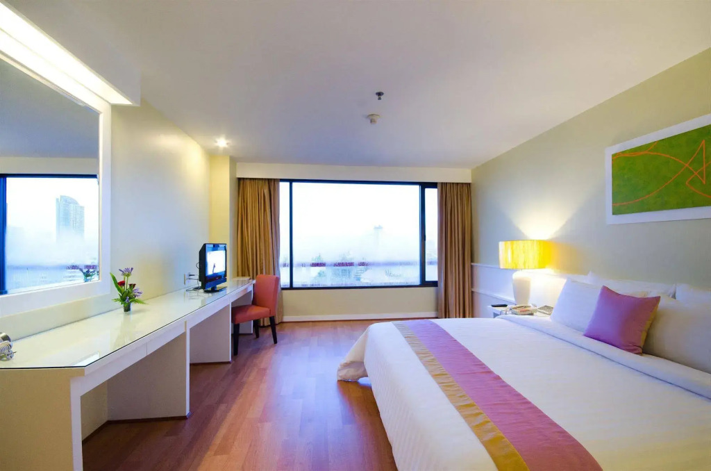 Tongtara Riverview Hotel