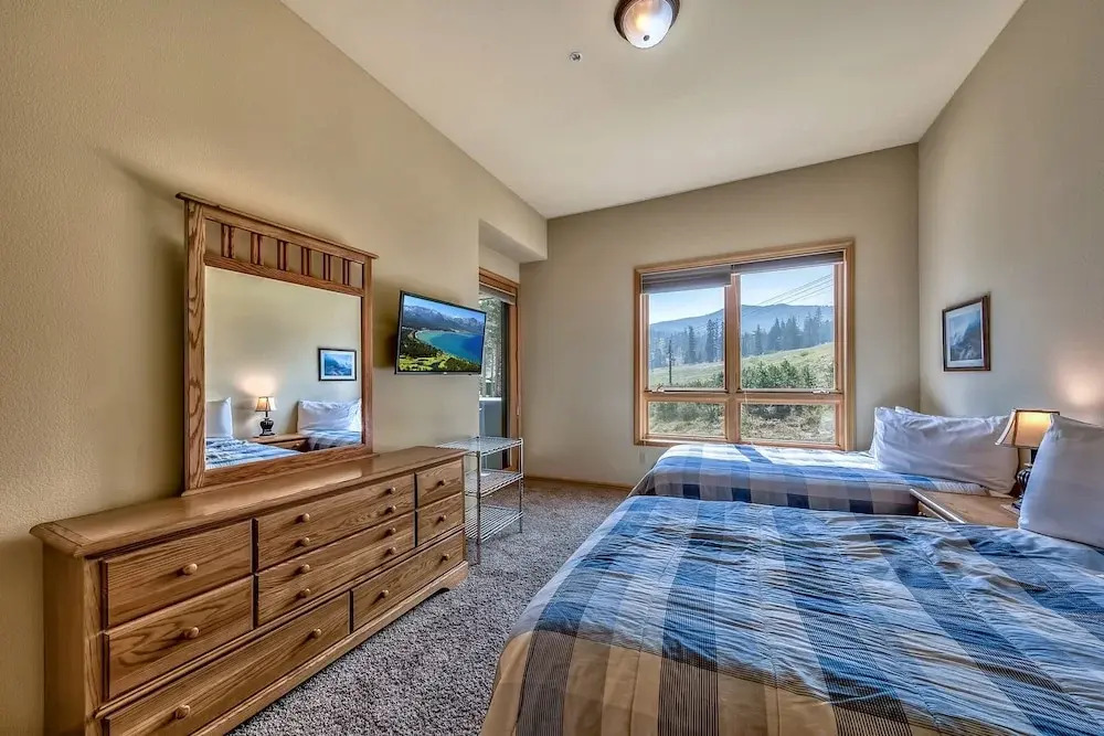 SC102 SnowCrest - 2 Br Condo