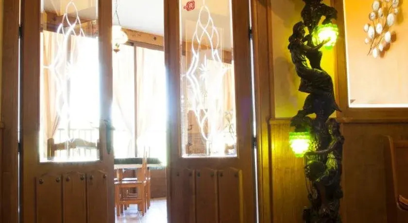 Hotel El Yedron