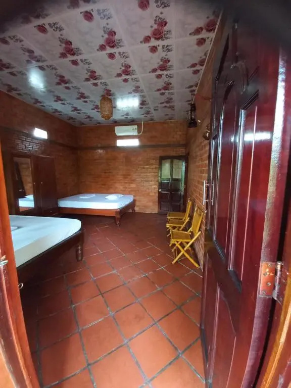 Ngoc Phuong Homestay