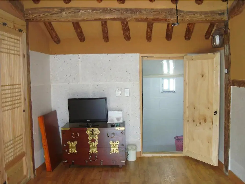 Gyeongju Sarangbang Guesthouse