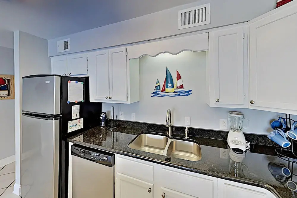 Seaside W/ 3 Pools & Tennis - By Turnkey 1 Bedroom Condo