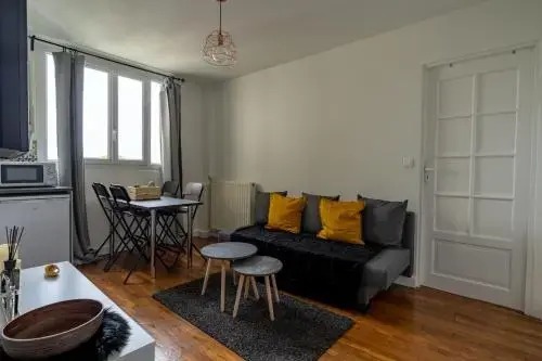 Charmant 2 pièces pour 4 personnes à Courbevoie