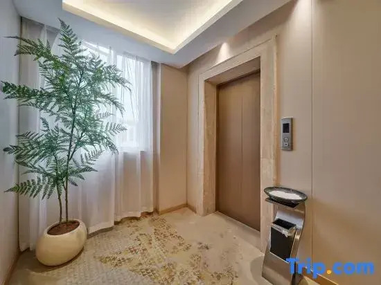 Yiju Qingyue Hotel