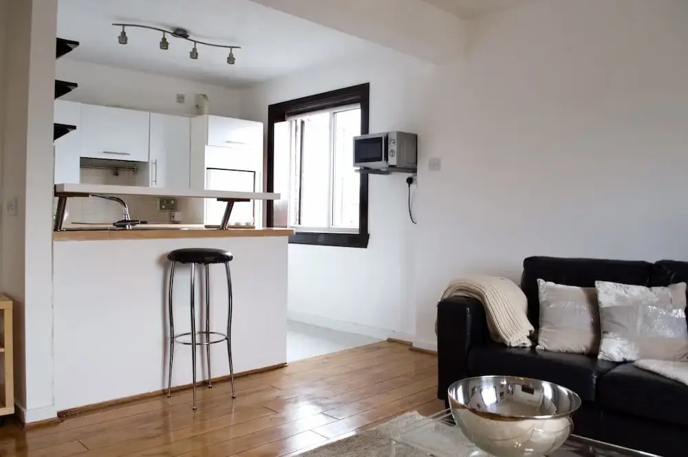 Bright Flat Near Port of Leith