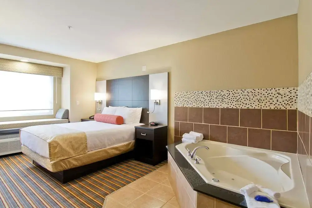Microtel Inn