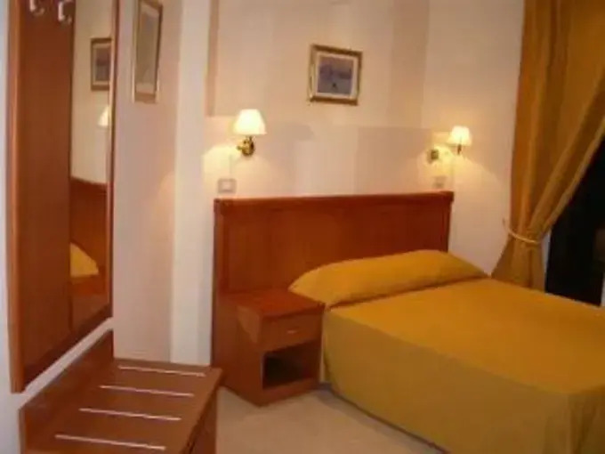 Eur Executive Inn