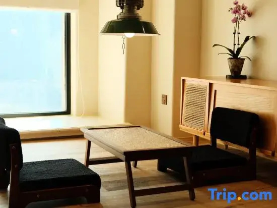 Haigang Youxin · Seaview Resort Cloud Homestay (Dalian Renmin Road Zhongshan Square Subway Station)