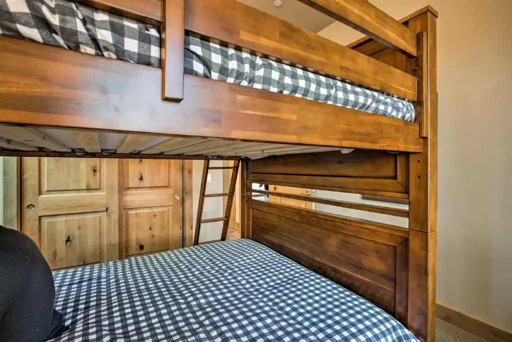 Saint Bernard - INCREDIBLE MOUNTAIN GETAWAY HOT TUB GAME ROOM GAS BBQ L2 EV CONNECTION TAHOE