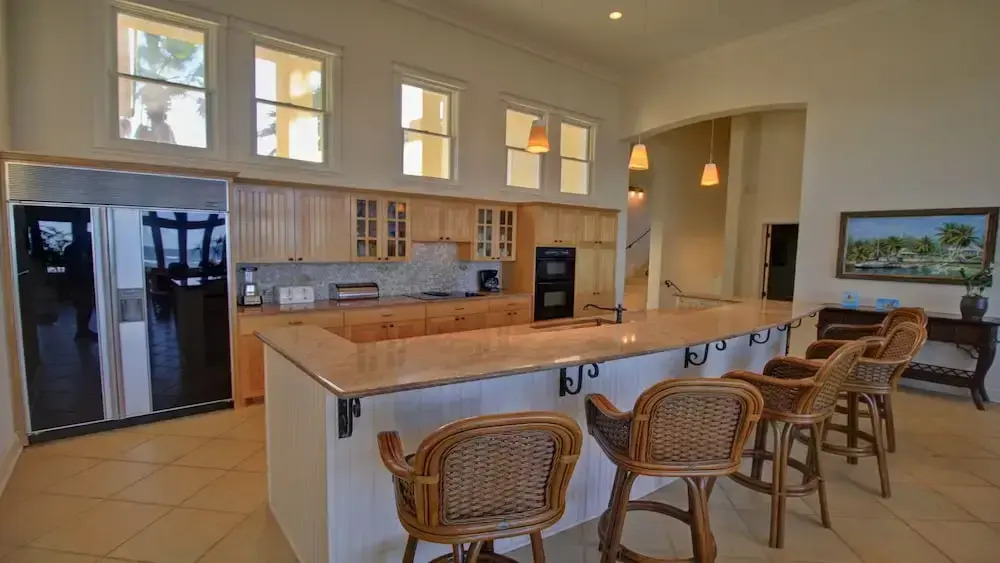 Manu Kai - Beachfront House With Private Pool And Hot Tub 6 Bedroom Home by RedAwning