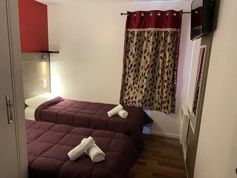 Fast Hotel Brie-Comte-Robert