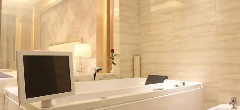 Golden Peacock Resort Hotel