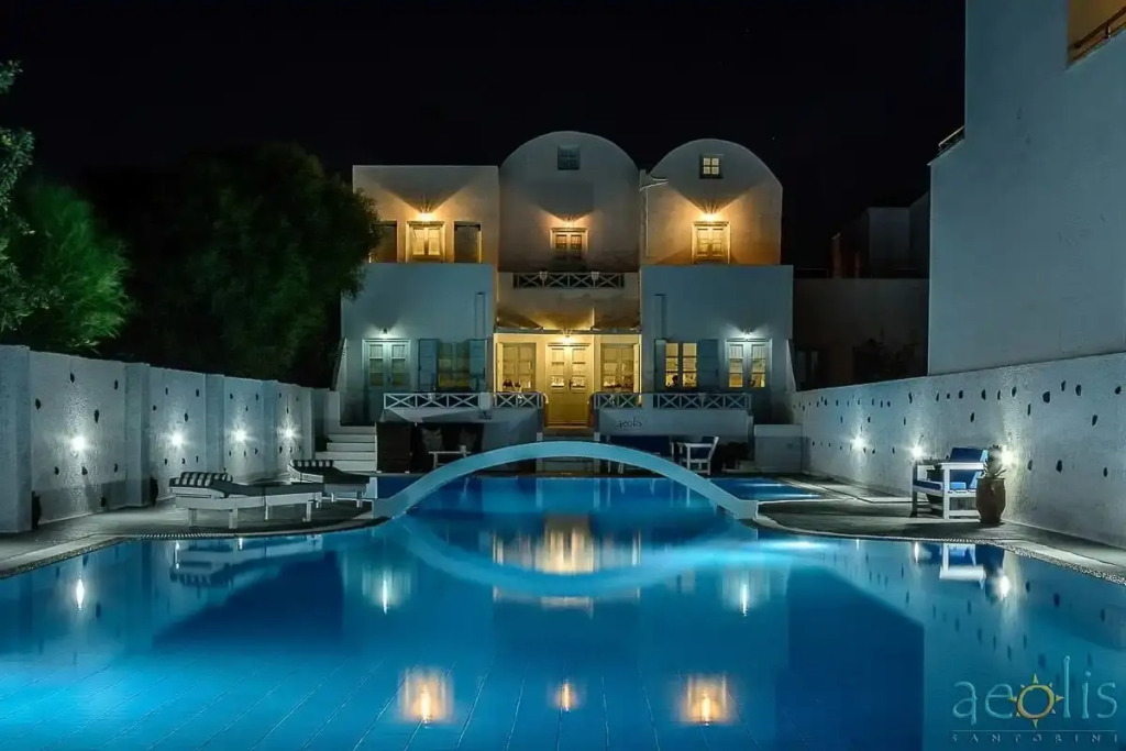 Aeolis Santorini