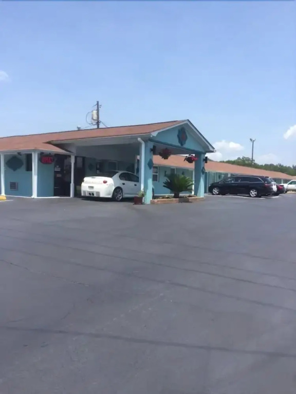 Budget Inn - Laurens