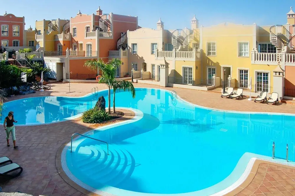 Apartment With 2 Bedrooms in Palm-mar, With Pool Access, Furnished Ter
