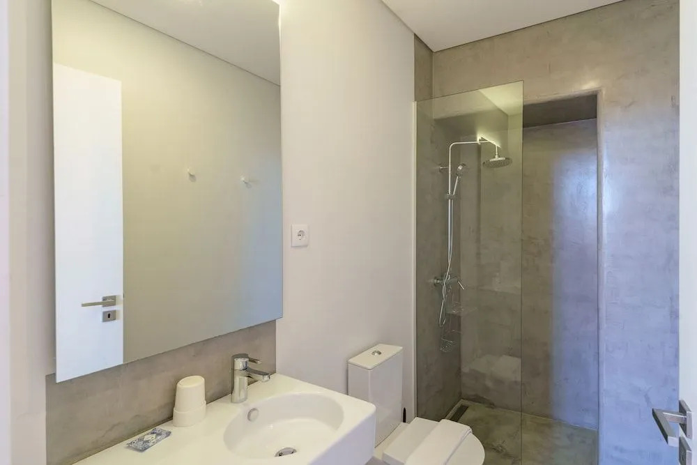 N Apartments - Chã