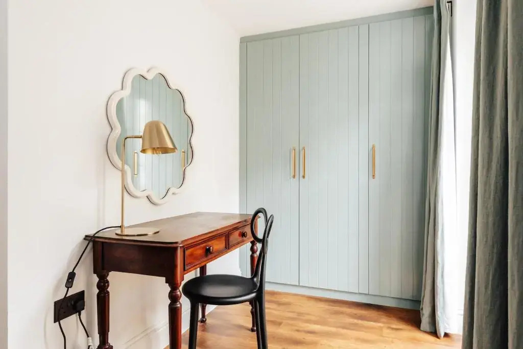 Redland Suites - Apartment 1