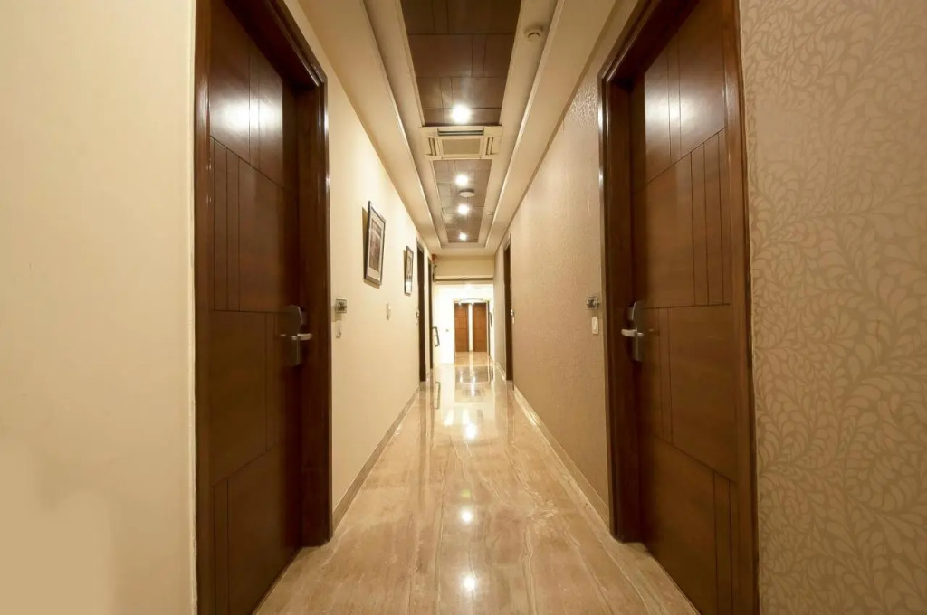 Alpina Hotels & Suites