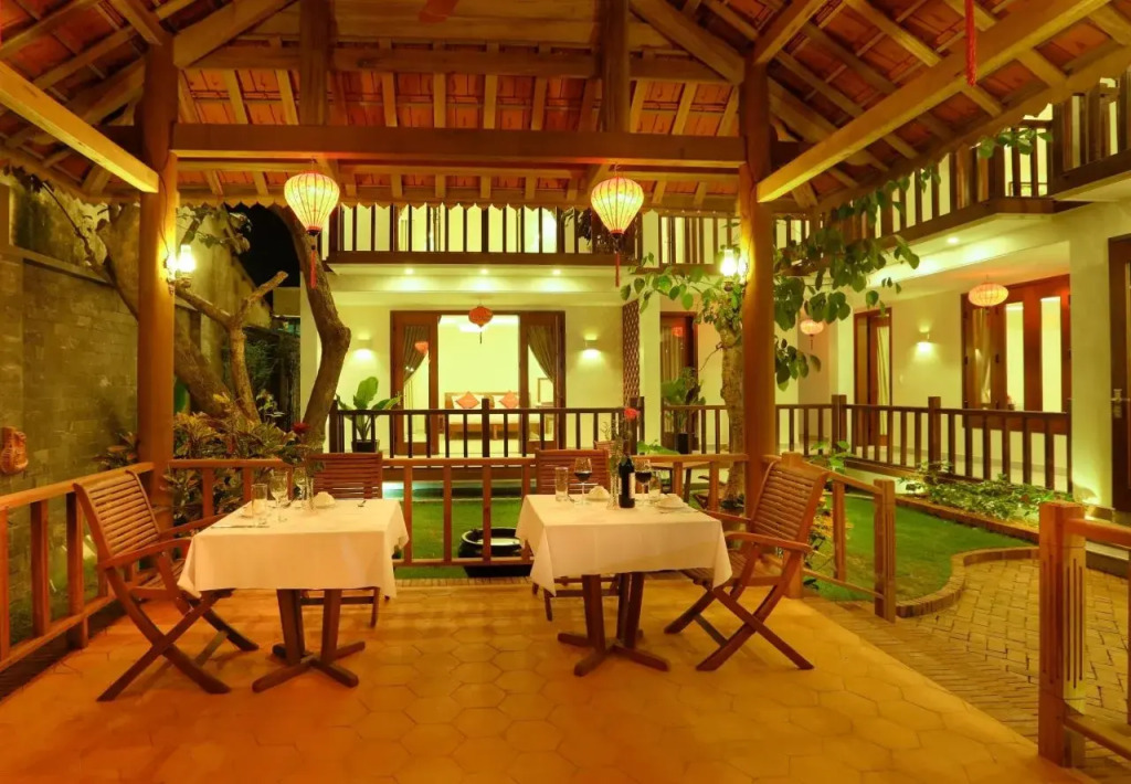 Village Moon Villa