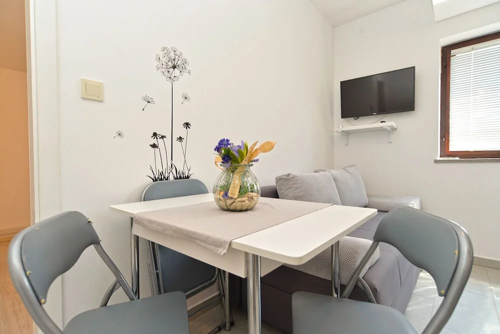 Apartments Stana 242
