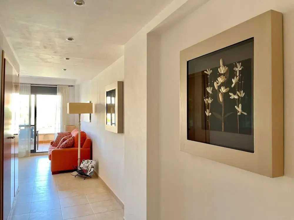 Apartment Near Beach With Pools in Spain