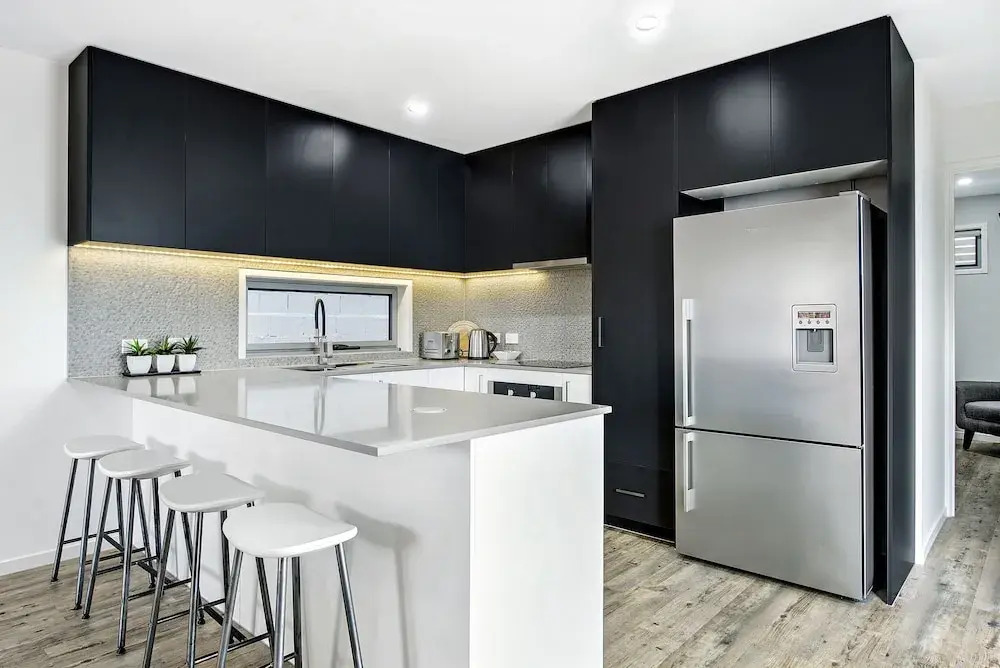 Luxury 1 Bedroom home in Broadbeach Waters