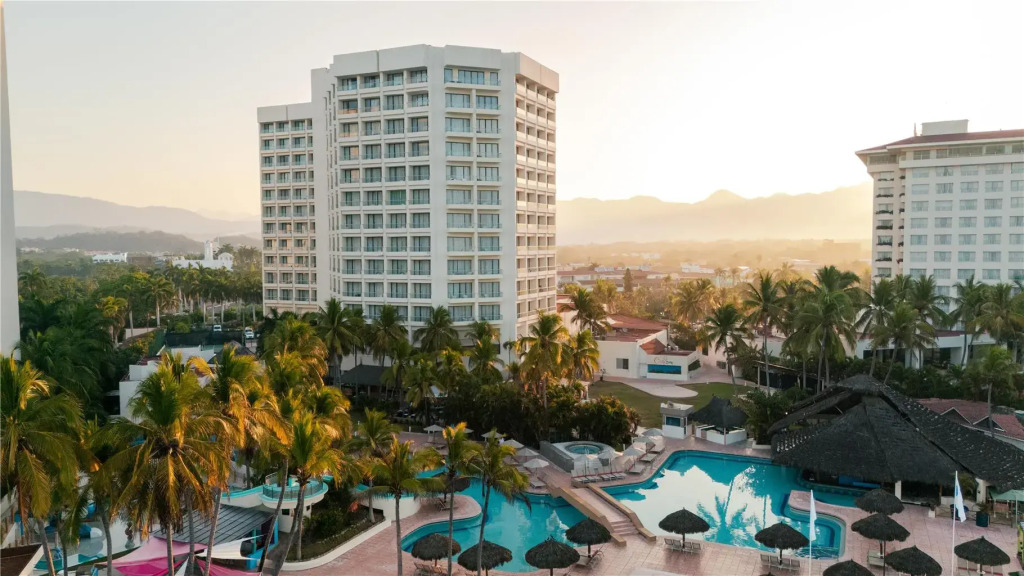 Sunscape Dorado Pacifico Ixtapa Resort & Spa- All Inclusive