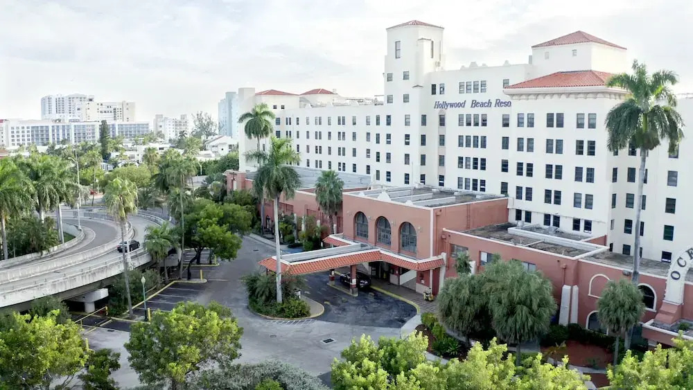 606 Apt Hollywood Beach