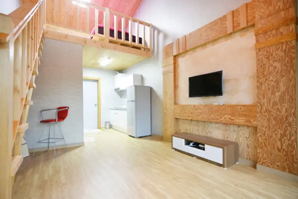 Gangneung Pine & Cinnamon Tree Pension
