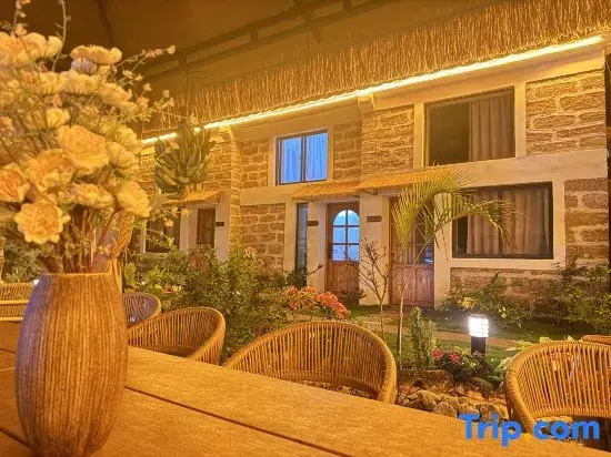 Weizhou Island Township Accommodation