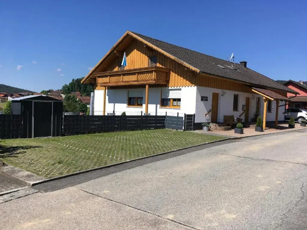 Ferienwohnungen Schellein