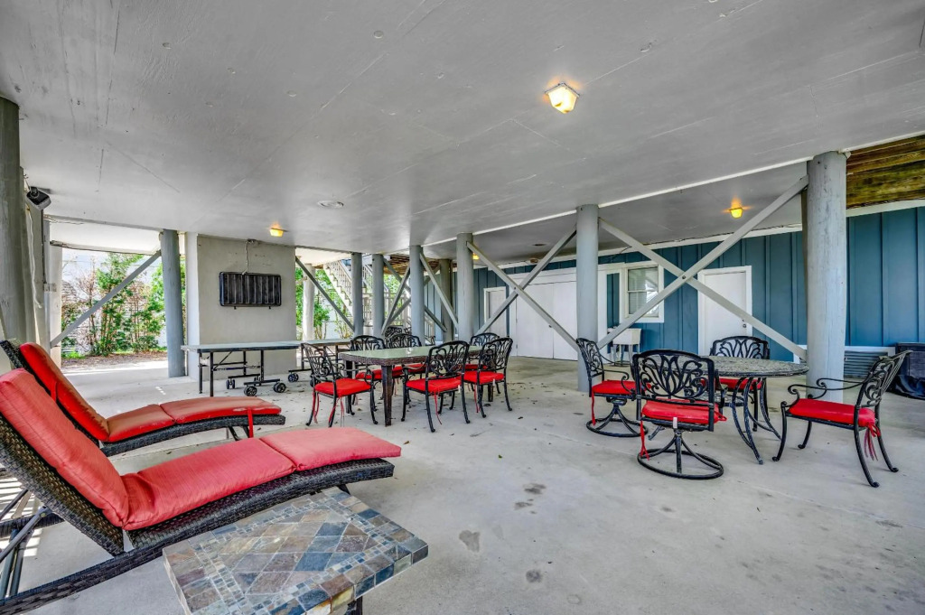 Picture Perfect, 4 Bedroom, Sleeps 12