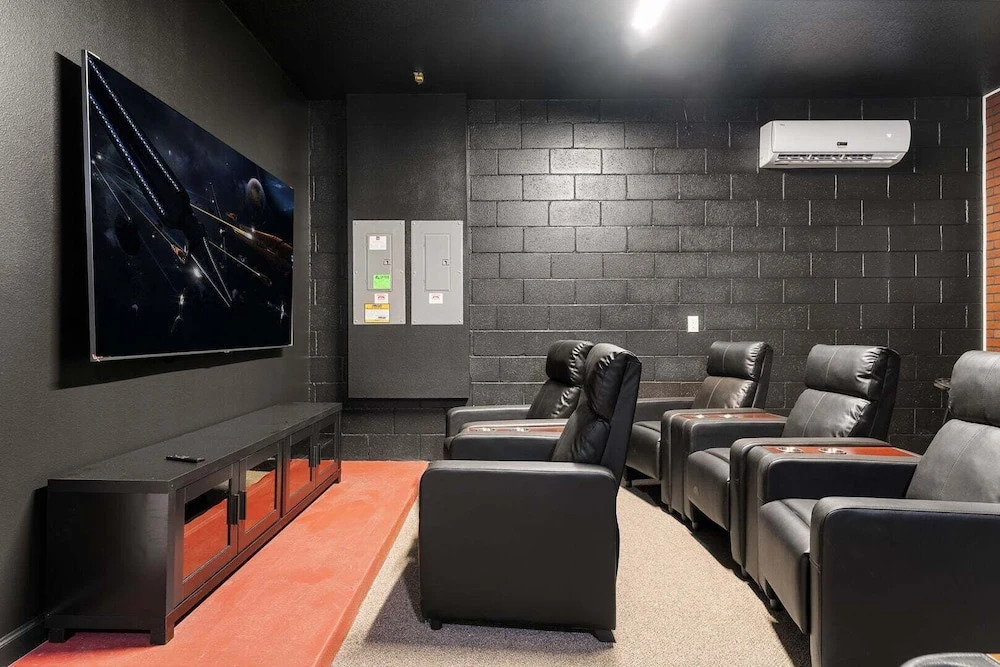 Brand New Masterpiece! 15 En-suites