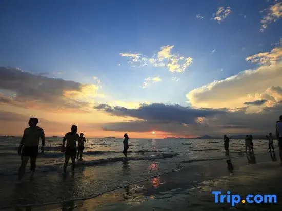Jiuqi Sanya iHome Seaview Design Homestay (Sanya Bay Coconut Dream Corridor Store)