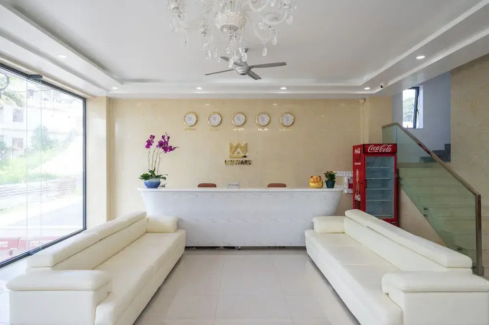 Home Park Hotel