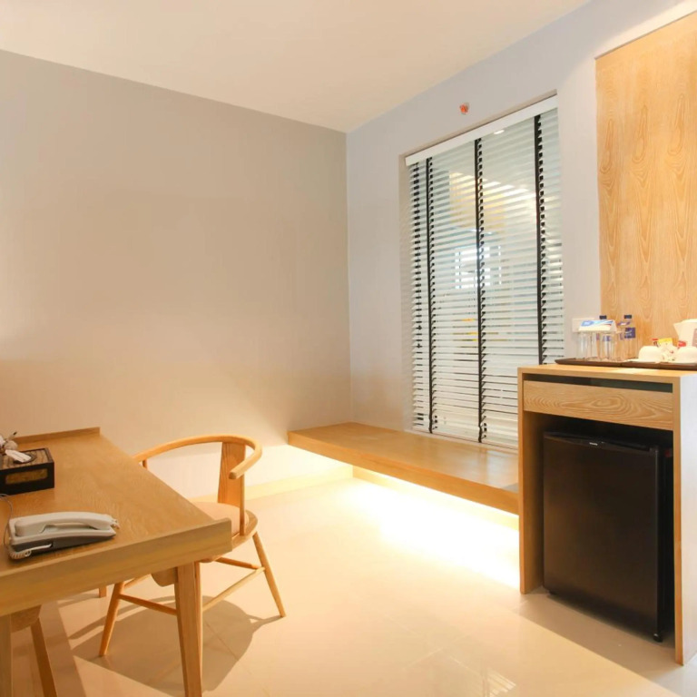 CRAFT Resort & Villas, Phuket Town - scheduled shuttle to Phuket Old Town