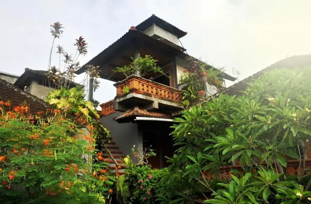Candra Asri Bungalow! Free Early Check In