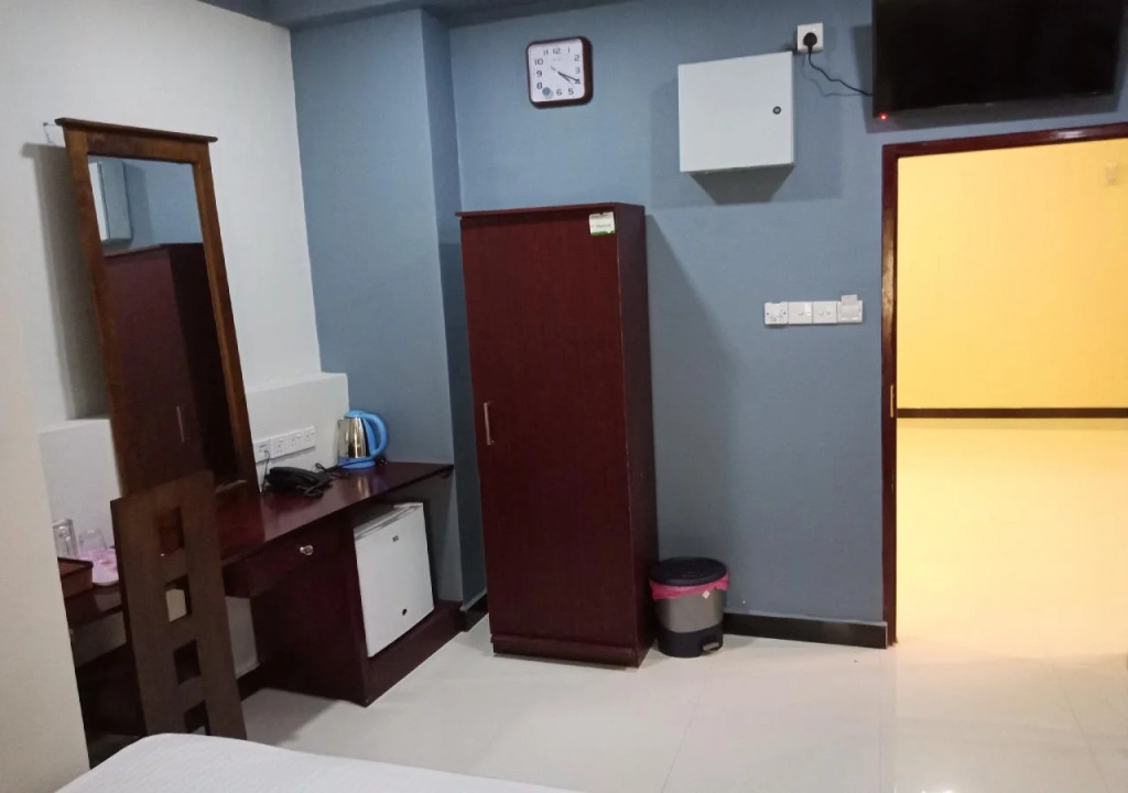 Global City Hotel