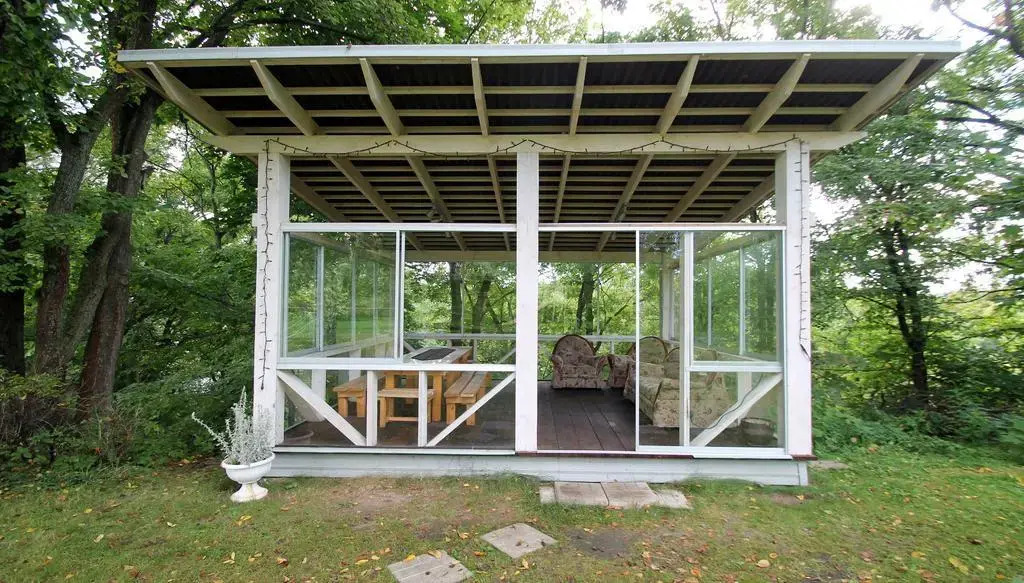 Villa v Vvedenie