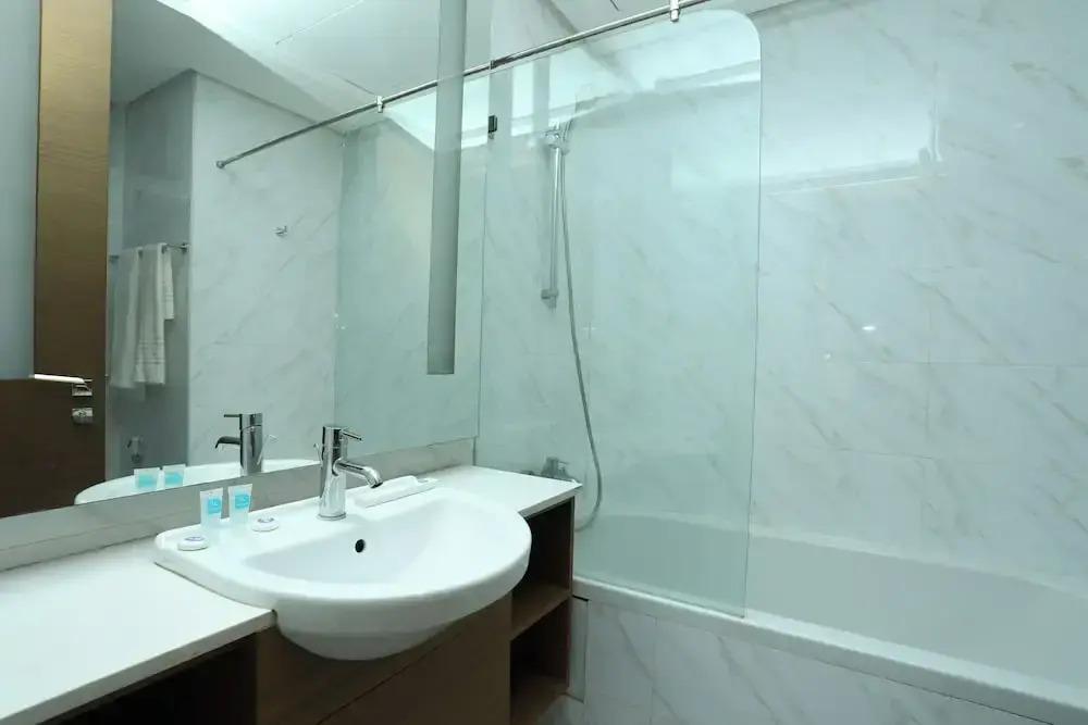 Landway Suite