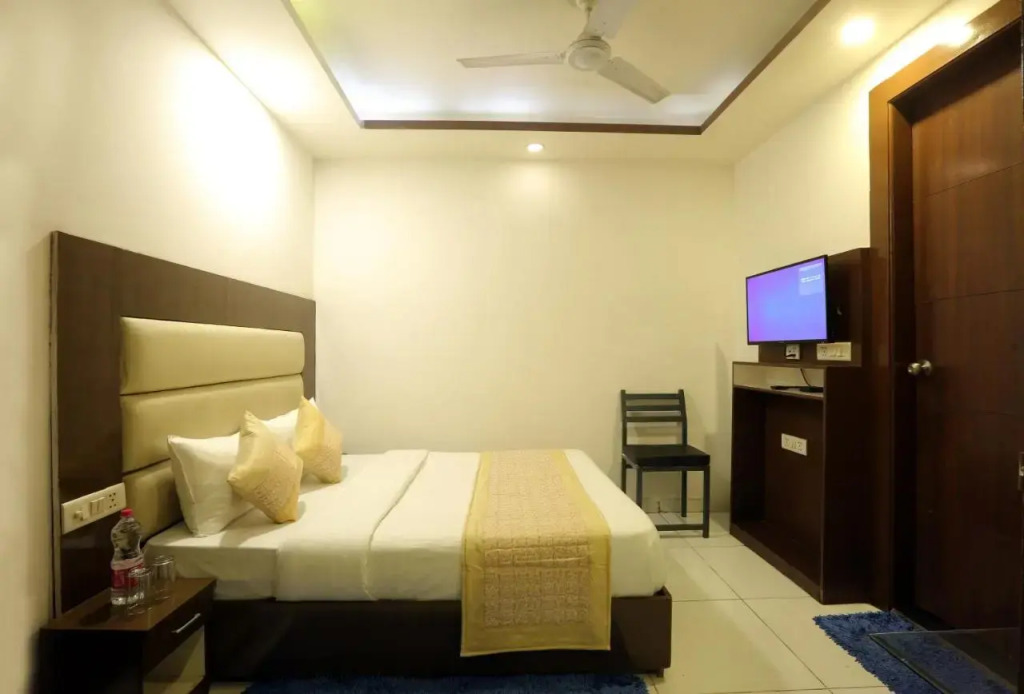 Hotel Qualia Suites at Delhi Airport
