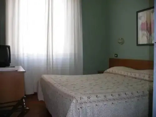 Mary Hotel