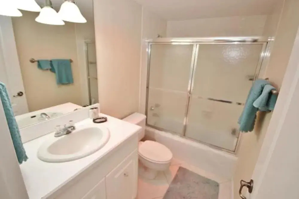 Golden Arms 610 Apartment 2