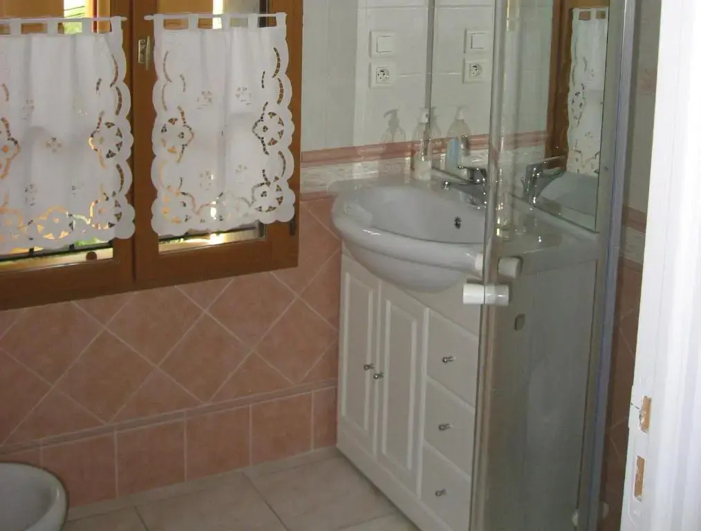 Joli T2 1er Etage Ancienne Bergerie